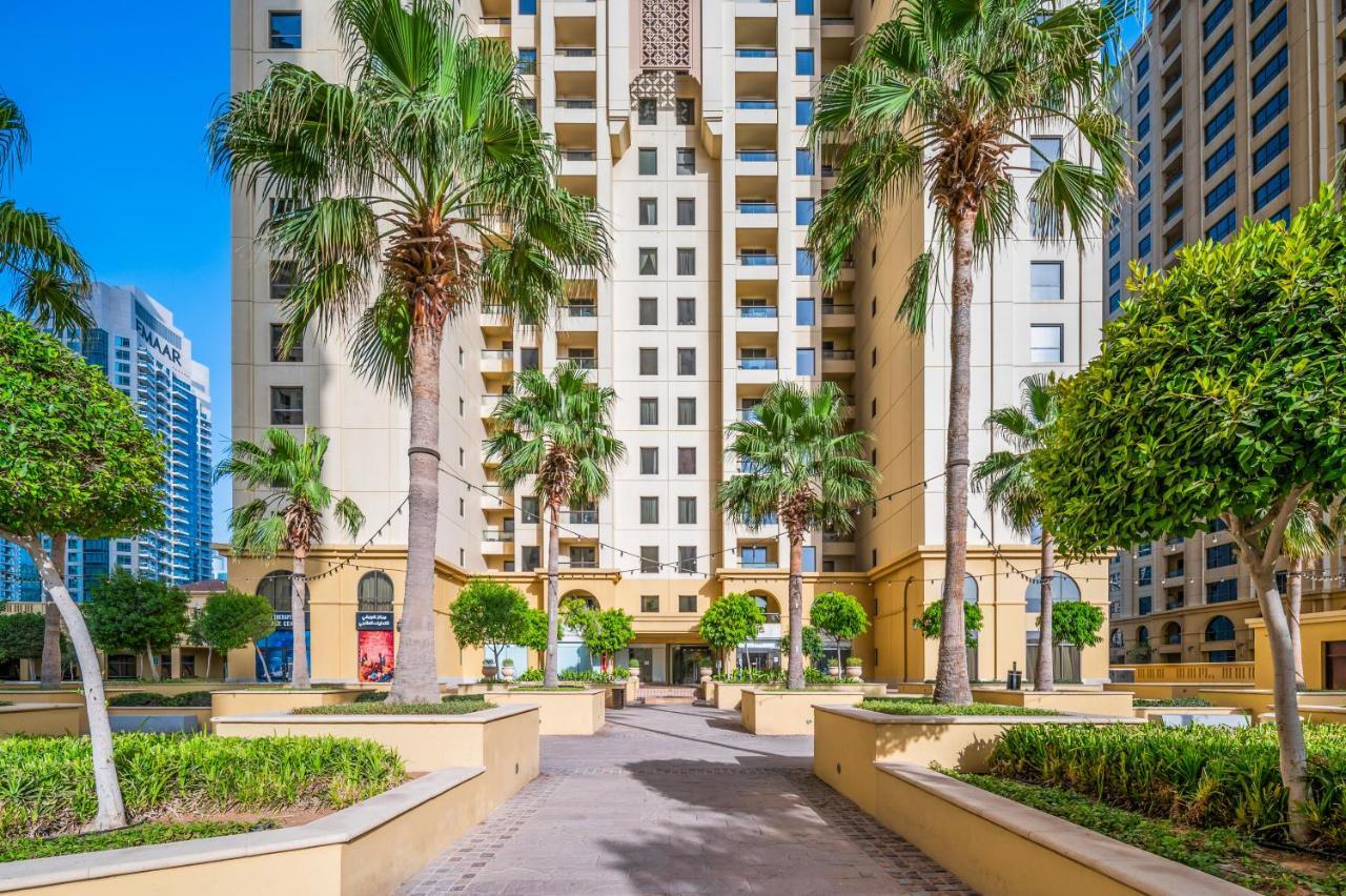 Lovely 2-Bed Condo In Jbr - 5 Mins From Beach - Palm View! Dubai Esterno foto